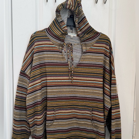 EARTHBOUND SWEATER. OVERSIZED CROP DRAWSTRING HOODIE. BOXI FIT, KANGAROO POCKET - Picture 10 of 16